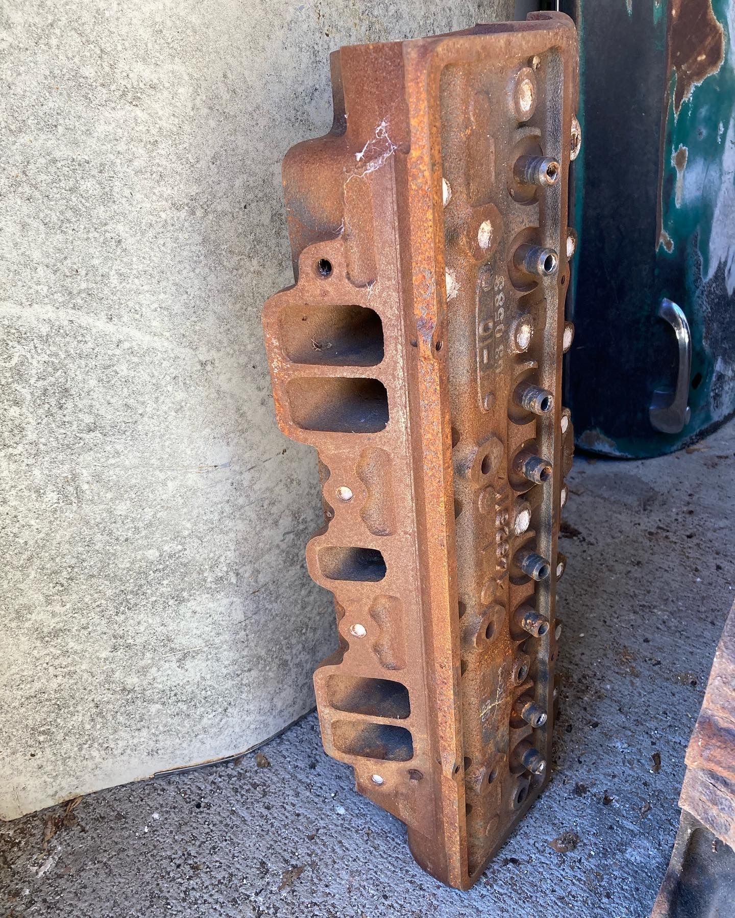1956 Cadillac cylinder head