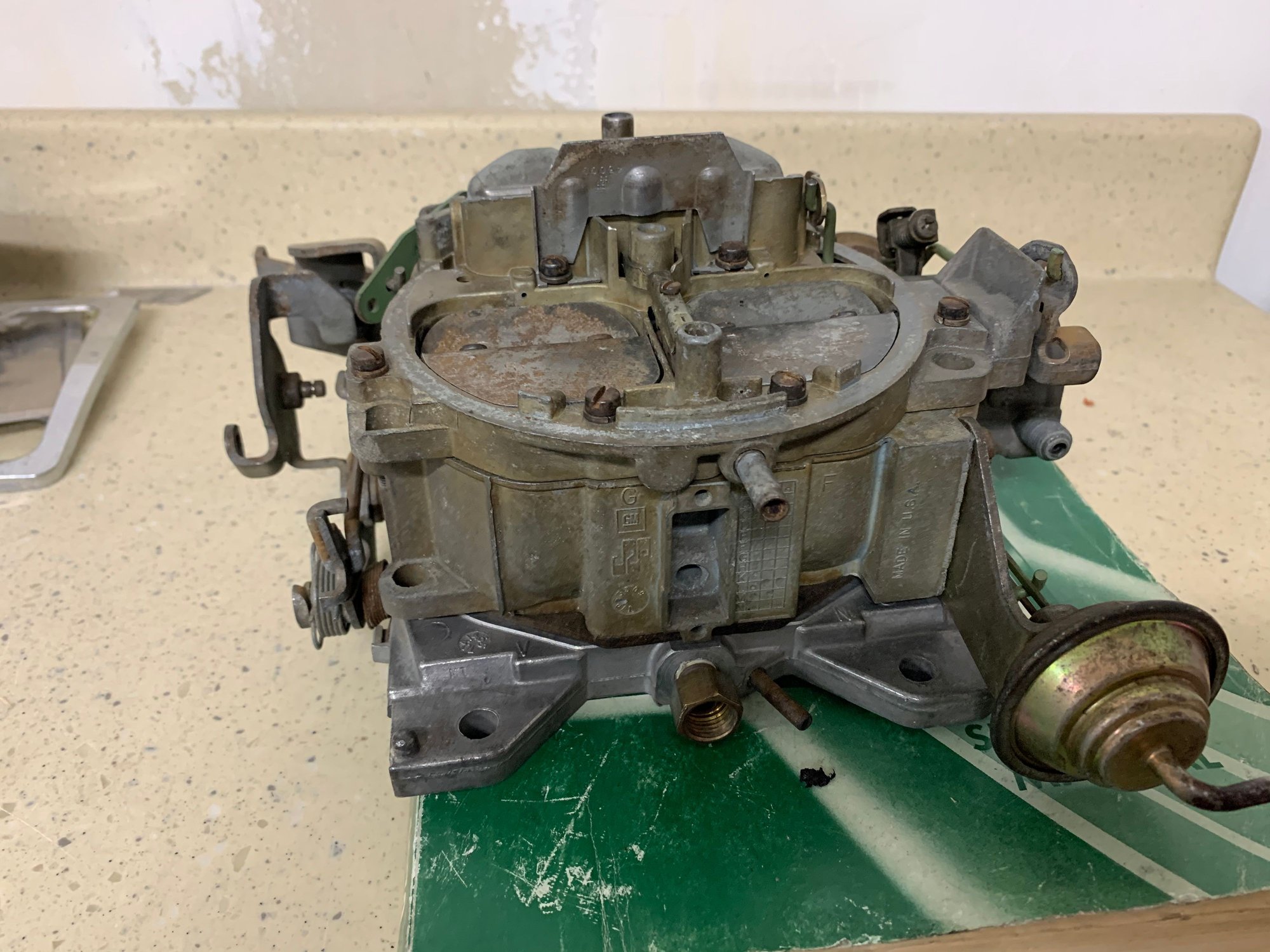 17057553 1977 800 CFM Quadrajet