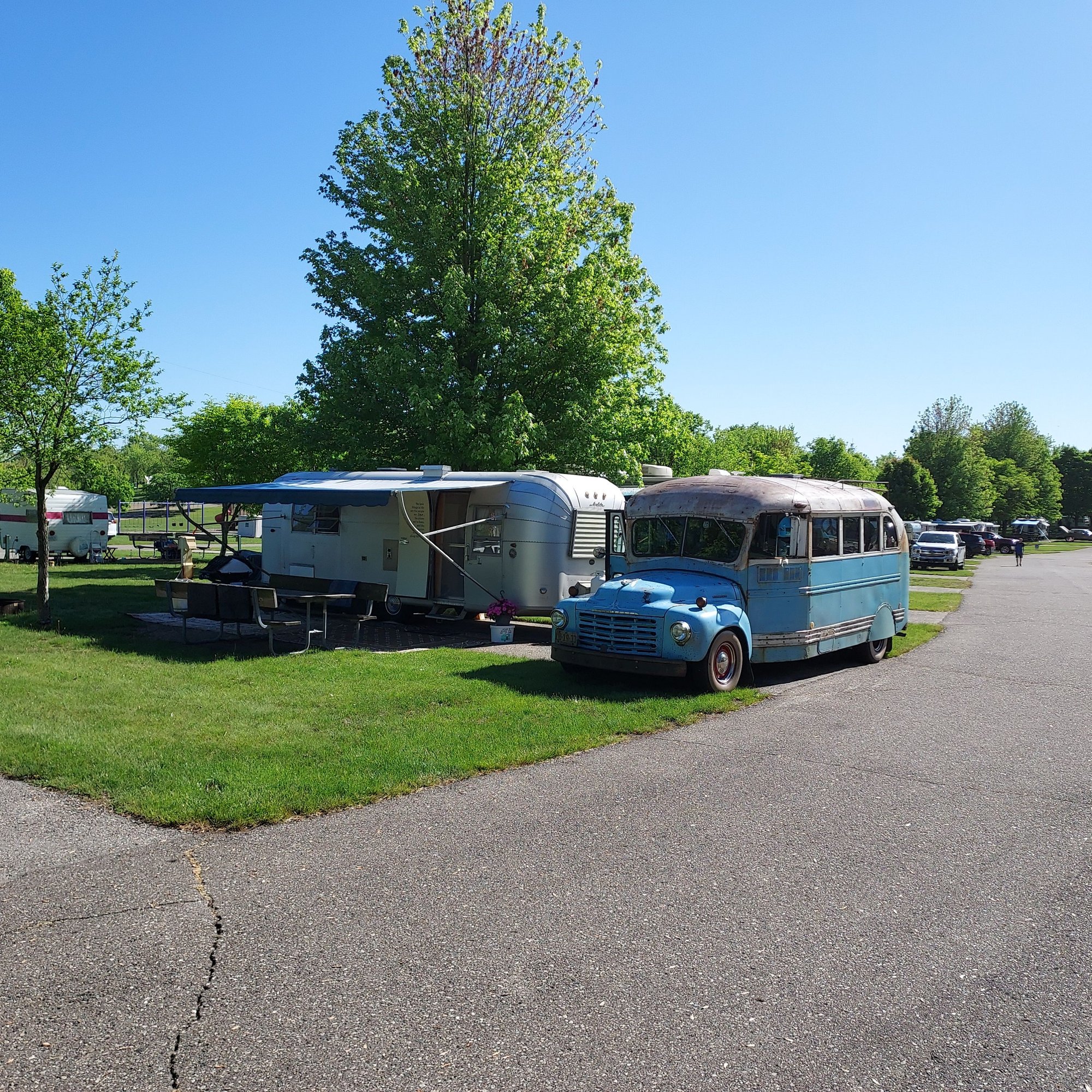 Owner wasn't around so didn't get story on this Studebaker bus.