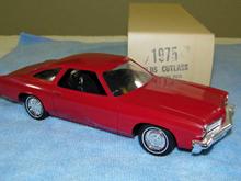 1975 Oldsmobile Cutlass Promo Model Car small