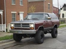 '88 Dodge Ram Charger on 35's