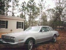 85   MY TORONADO == AS CLOSE TO SHOWROOM == A WONDER FULL STUNNING AUTOMOBILE == GETS ALL THE WAVE'S AN HONKING HORNS *** WHEN ON THE ROAD ***