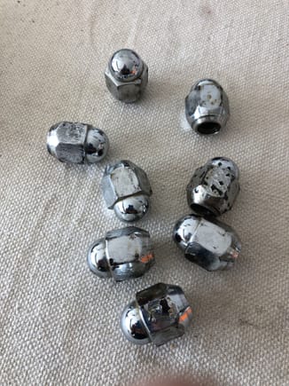 Are these Factory lug nuts??
I always thought so
