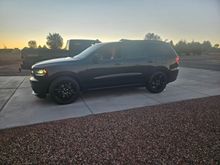 This is my 2017 Durango rt 5.7 hemi black on black