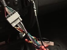 Wiring harness and antenna converter