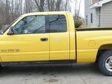 Garage - Bumble Bee