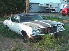 1970 Chevelle SS
454cu
4spd 
OEM power windows, door locks, tilt wheel