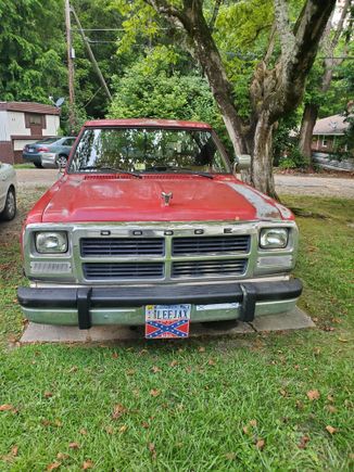 93 Dodge Ram 150 LE 3.9 L