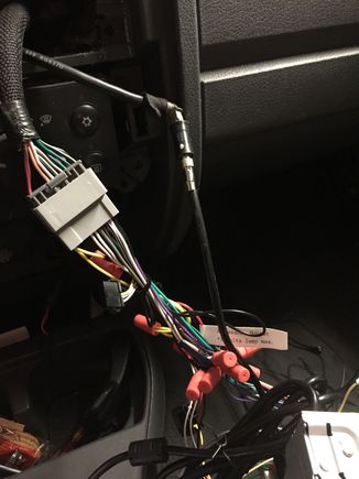 Wiring harness and antenna converter