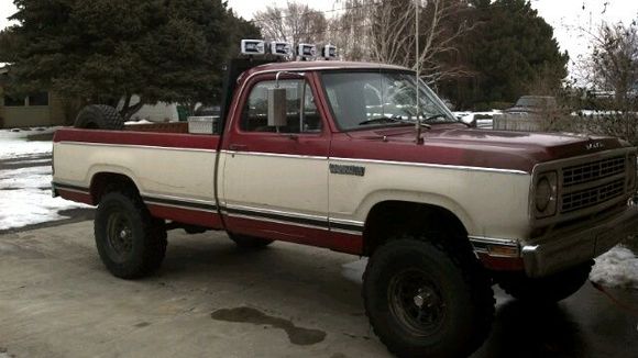 with head ach rack and off road lights