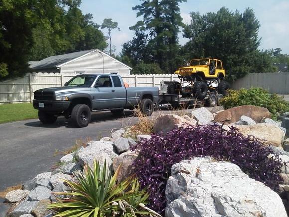 1ST TOW TEST ON NEW TRANS COMPLETE......2 THUMBS UP,ALL IS WELL!
