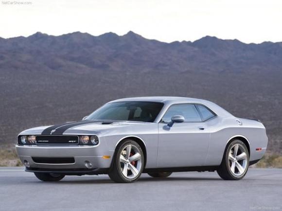 Dodge Challenger SRT8 Silver