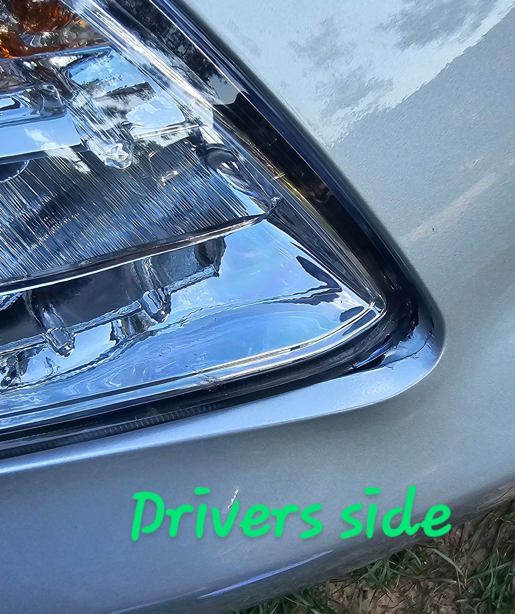 Headlight does not fit properly 