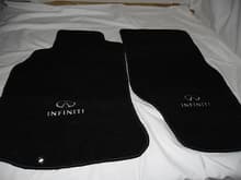 G35 Custom mats dark black, with Logo and Words