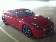 Work Garage - Red Nissan GTR