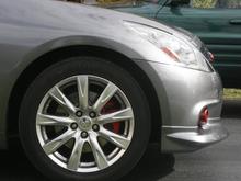 Red Calipers, Drilled and Slotted Rotors