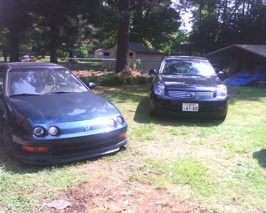 me and my integra =/ to bad the lip broke lol