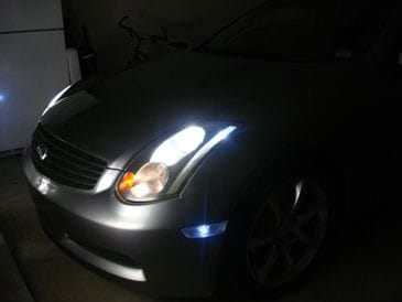 Got rid of the blue LEDs and replaced them with white for legal purposes. Also bought 5000k for fogs that were supposed to be white but as you cans see, they look like the OEM fogs so what a fail.