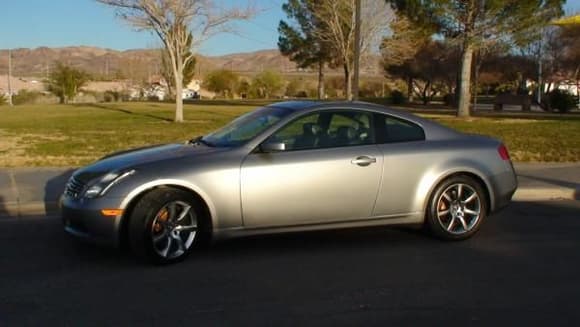 G35 Left Side View