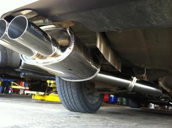 Megan Racing OE-RS Y-back exhaust.