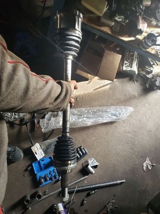 New driver side axle (biggest paint in the arse to replace).