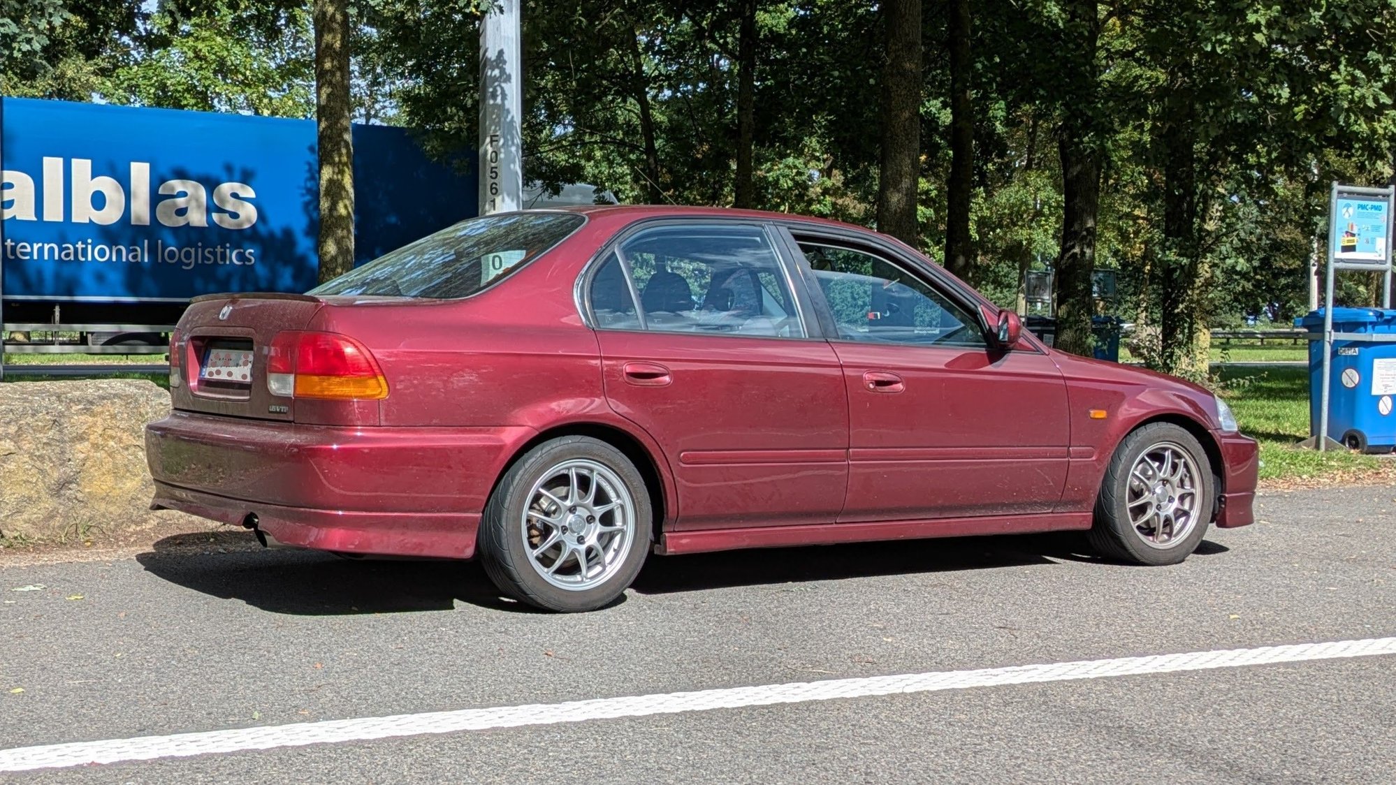 Wheels & tires: PF01 15x6.5 +45 & NS-2R 195/50