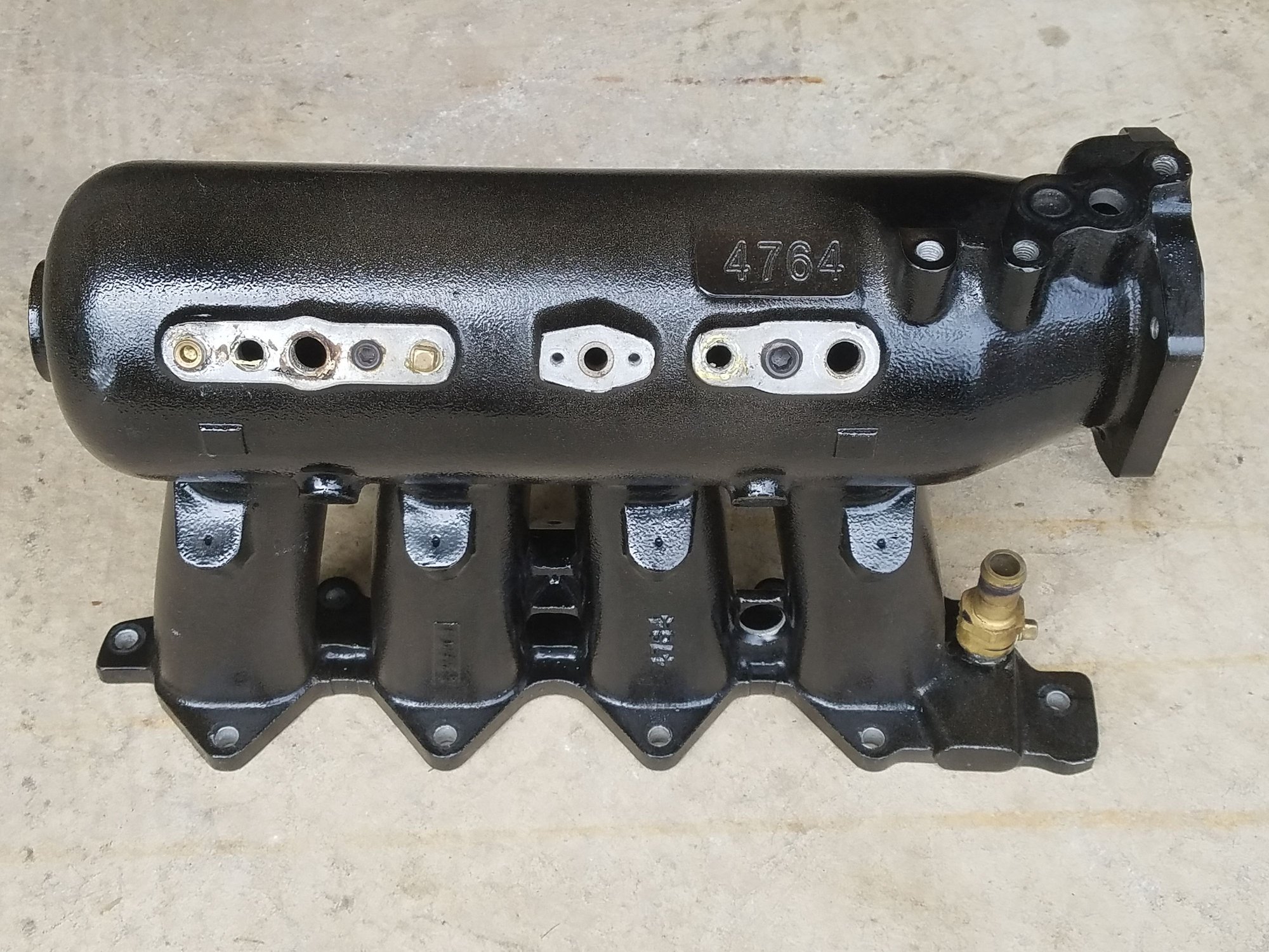 Black Edelbrock Victor X intake manifold b16/b18c HondaTech Honda