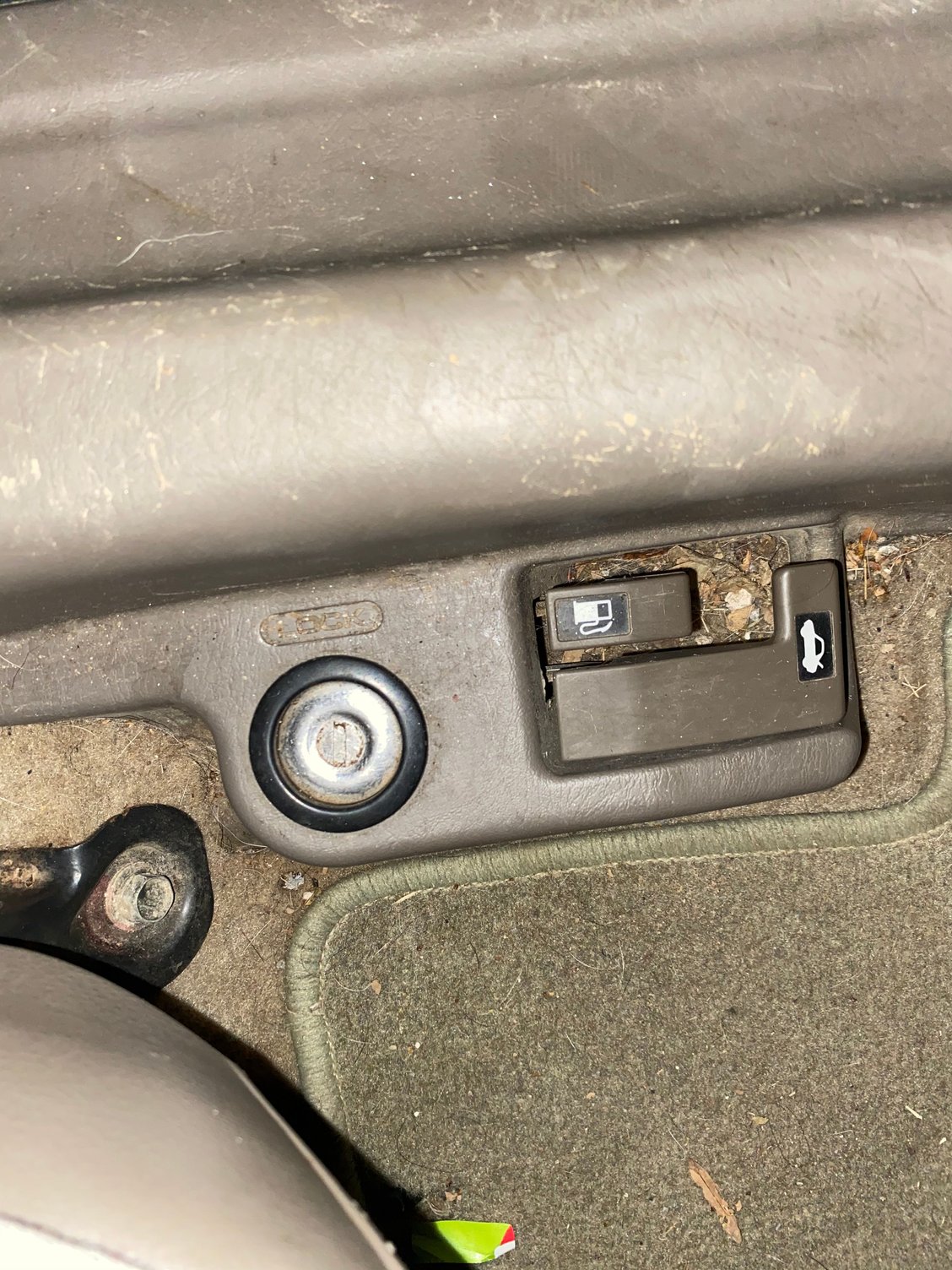 Driver side trunk lock won’t unlock HondaTech Honda Forum Discussion