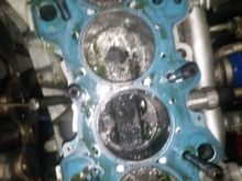 Ohh! Here's a picture of my 5674km old destroyed block. Took out the head with it.
