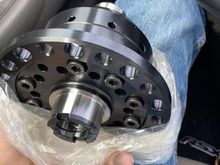 Mfactory LSD for the rear! :) This is the LSD used on a b000 D series transmission. 