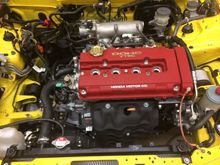 yummy yummy, another piece not USDM OEM is the JDM Oil Cap.