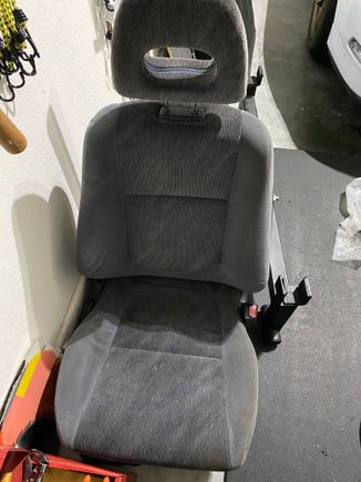 97 Integra passenger sear - no rips or tears- local pickup only