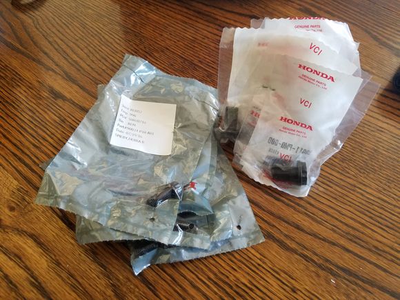 Flywheel and pressure plate bolts arrived! Hopefully decking motor later today.
