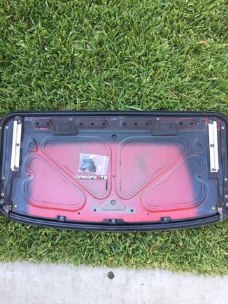 My sunroof never worked ever since I owned the car. Finally took the time to diagnose it and found out I was missing 2 of the 4 bump stops. Plus the 2 that I had were broken. Did some research and found gregparts. He 3D prints new ones. Got them on and now I have a working sun roof 