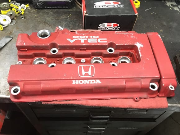 Honda Valve Cover
JDM Honda Integra Type R B18C
Fits any B series VTEC head 
Original finish
$140