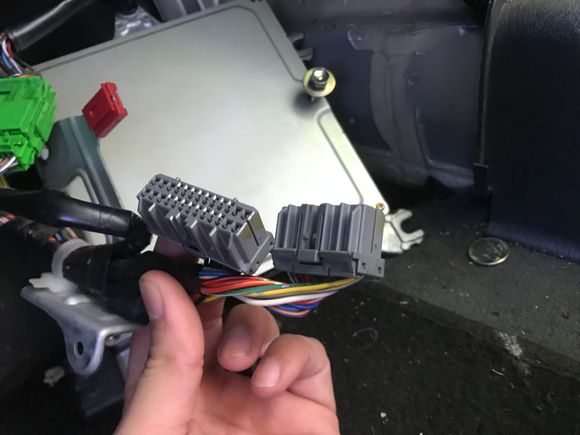 2 plugs