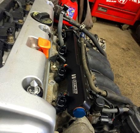 Works Wngineering fuel rail installed and waiting on the Devsport fuel line tuck.