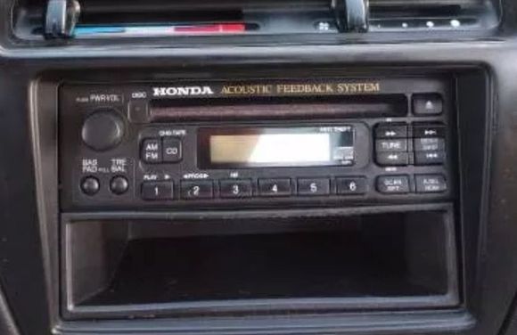 2000 Prelude CD Player