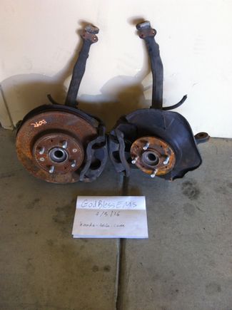 Comes with NO rotors.