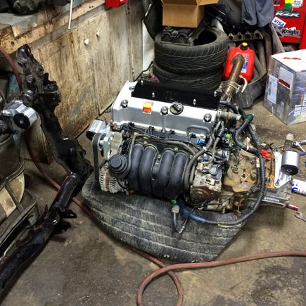 Mounts installed ready to get a car dropped on her.