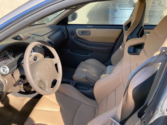 Whole interior retried in the fabric from the Braum seats. Surprisingly nice, if an acquired taste (bought it like this). 
