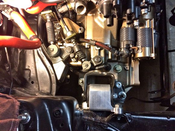 Shift cables reach with no problems.