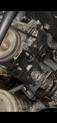 1998 honda civic ex d16y8. oil on the motor mount and around it, valve cover gasket is brand new, so i’m confused on why there is oil