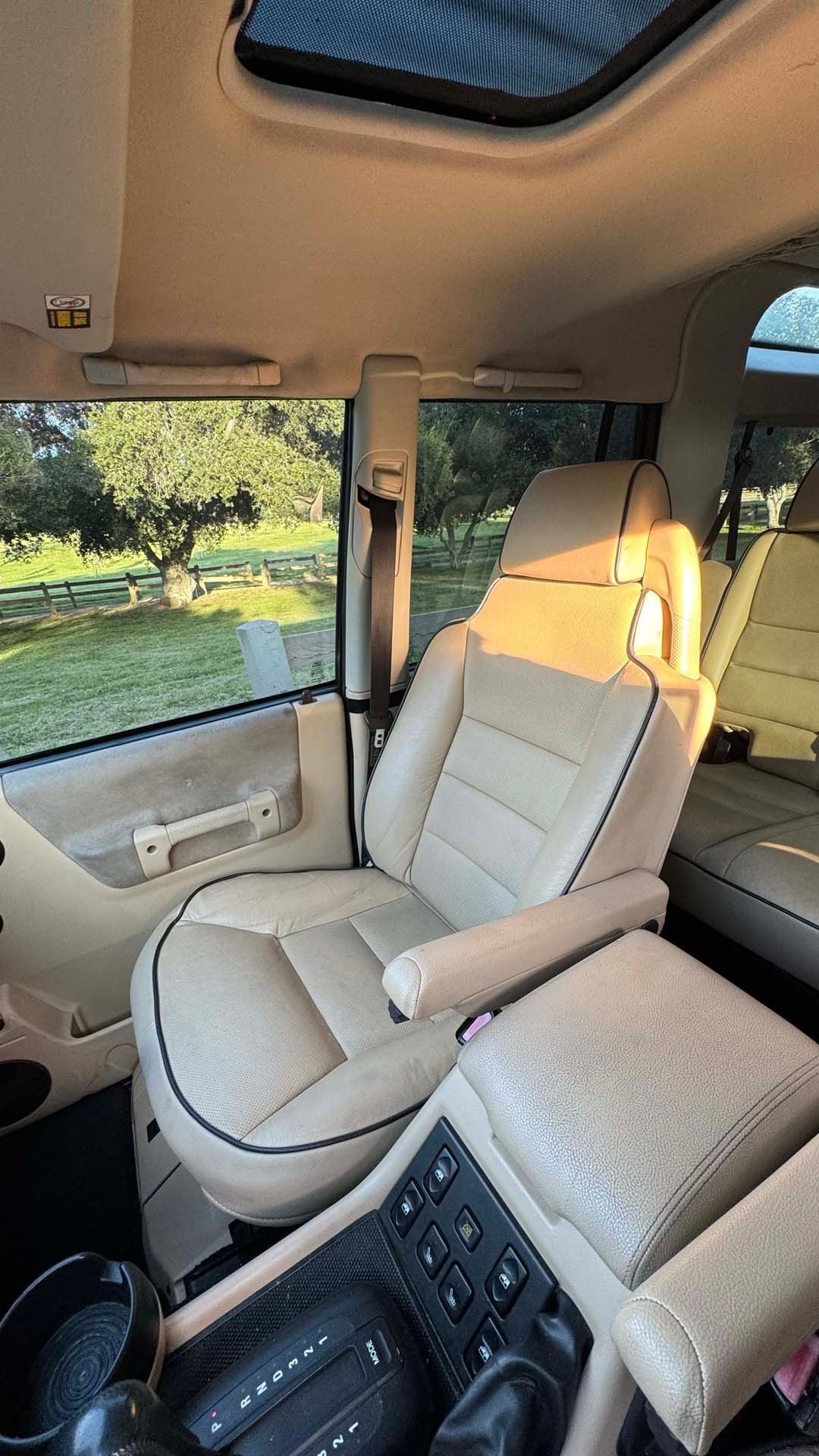 2004 Land Rover Discovery - 2004 Land Rover Discovery II SE — Epsom Green / Tan — 148K — Mechanically Sorted — $1 - Used - VIN SALTY19434A864714 - 148,000 Miles - 8 cyl - 4WD - Automatic - SUV - Other - Los Angeles, CA 91214, United States