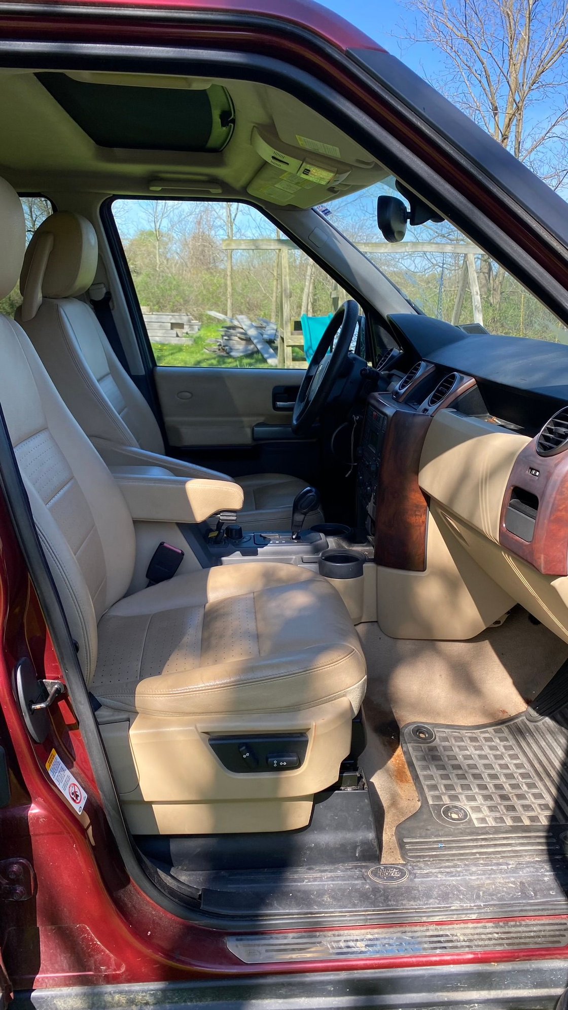 2005 Land Rover LR3 - Fs - 2005 lr3 hse - Used - VIN SALAG25445A333108 - 200,209 Miles - 8 cyl - 4WD - Automatic - SUV - Red - Clarence, NY 14031, United States