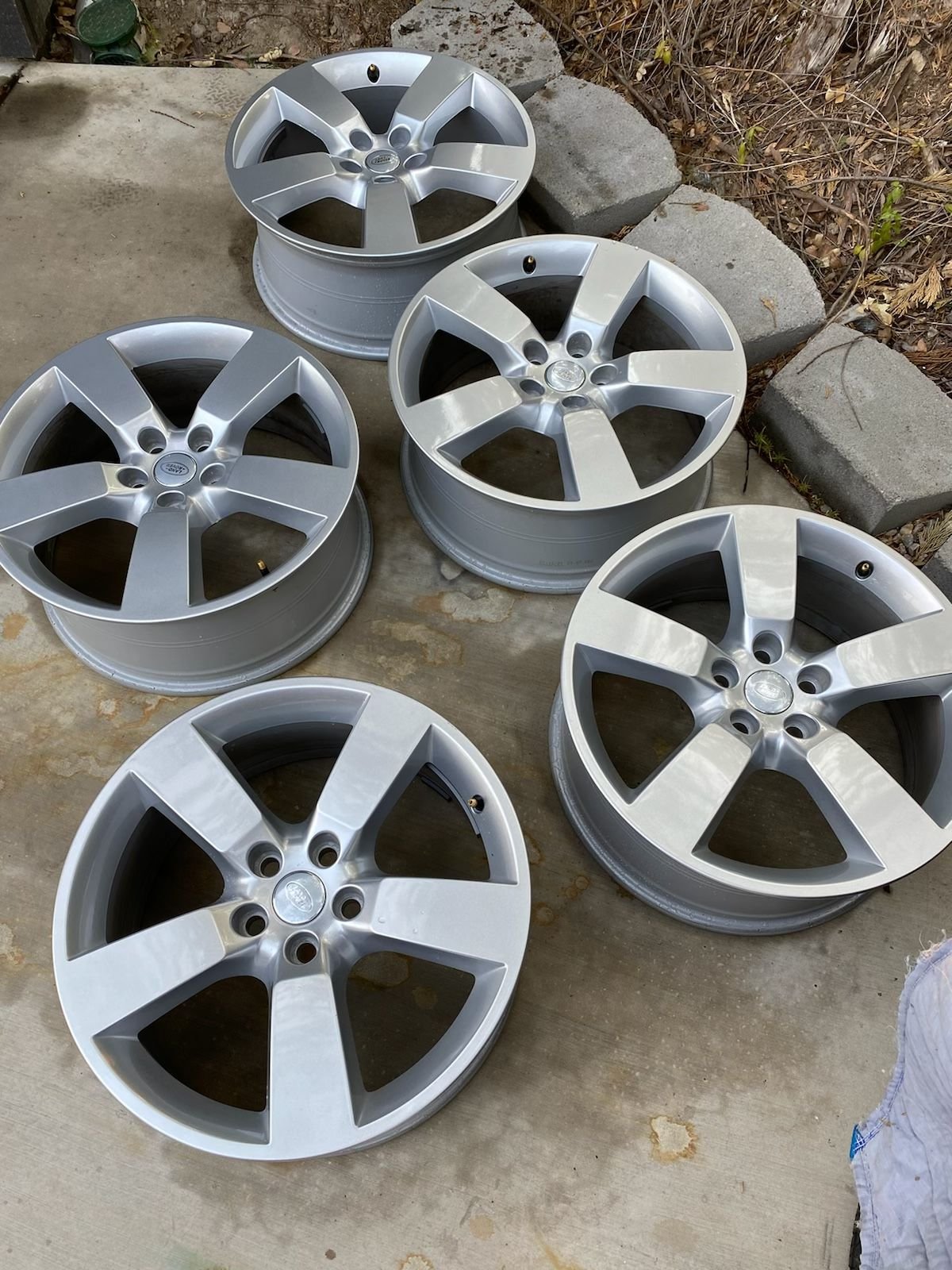 Wheels and Tires/Axles - Defender 20” 5098 Sparkle Silver Wheels - New - 2020 to 2023 Land Rover Defender - Bass Lake, CA 93604, United States