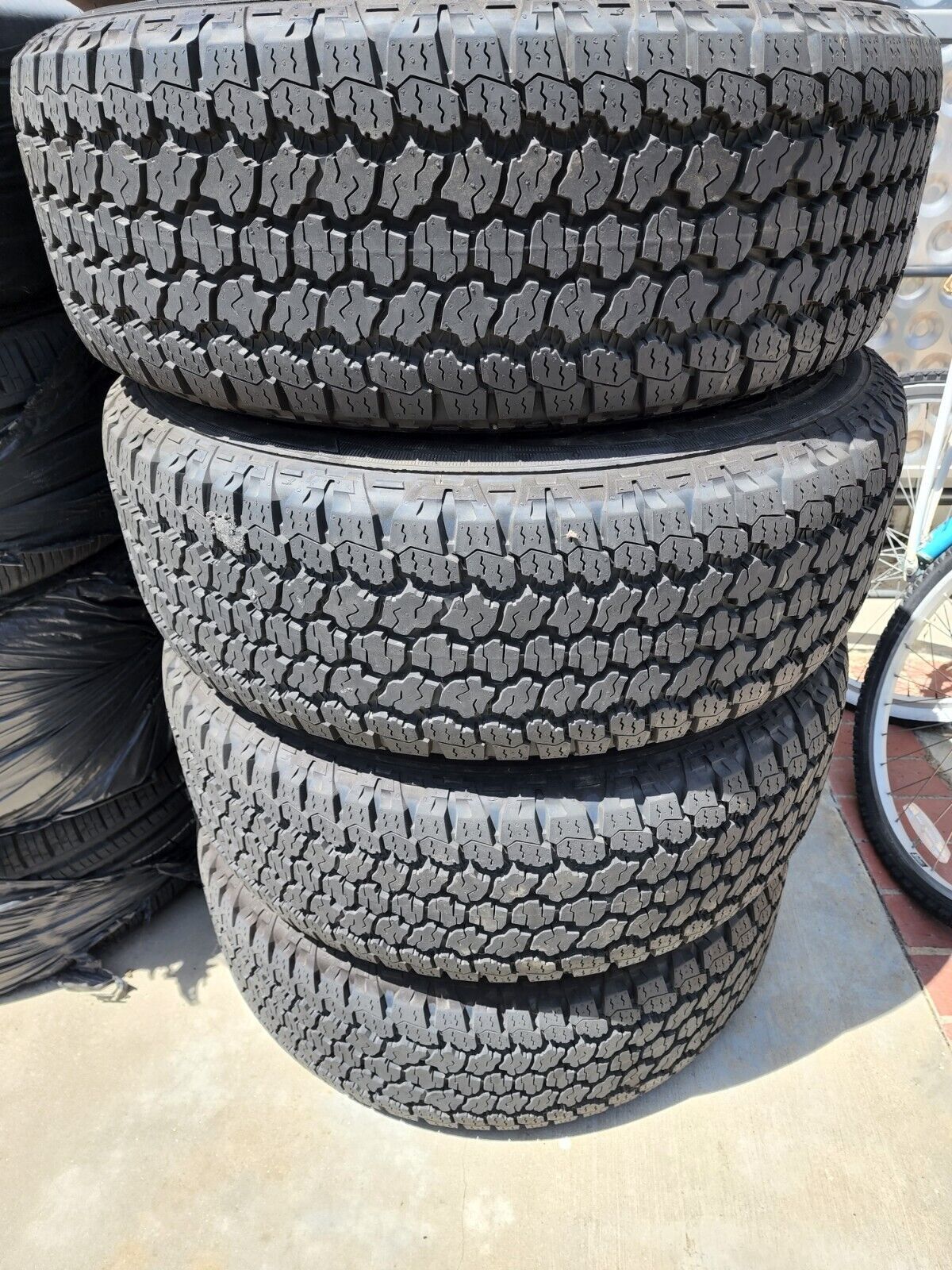 Wheels and Tires/Axles - 2022 Land Rover Defender rims wheels tires tpm 19" - Used - 2020 to 2023 Land Rover Defender 90 - Torrance, CA 90504, United States