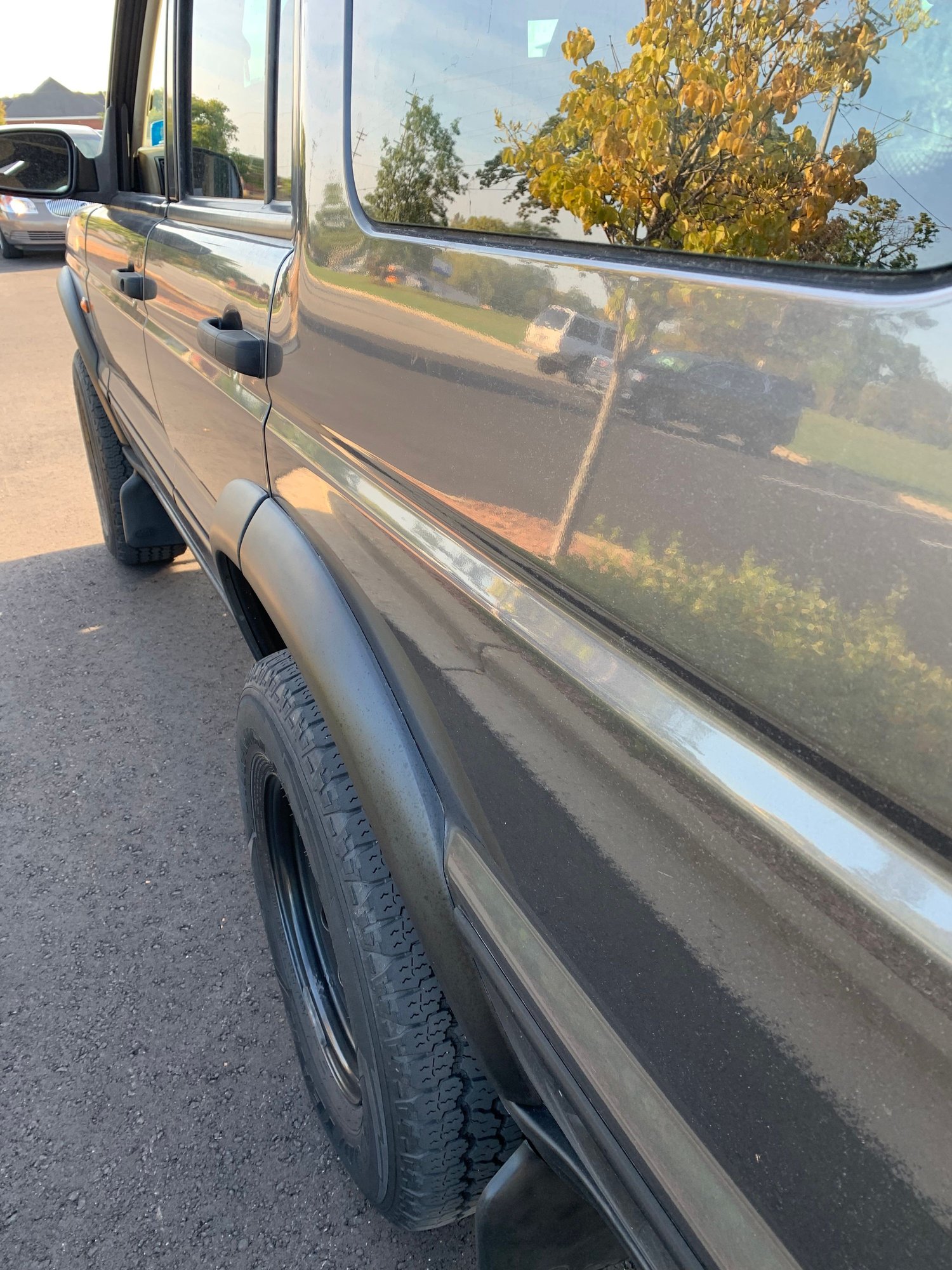2002 Land Rover Discovery - 02 Disco 2 Se7 - Used - VIN SALTW12442A762092 - 142,000 Miles - 8 cyl - AWD - Automatic - SUV - Gray - Oconomowoc, WI 53066, United States