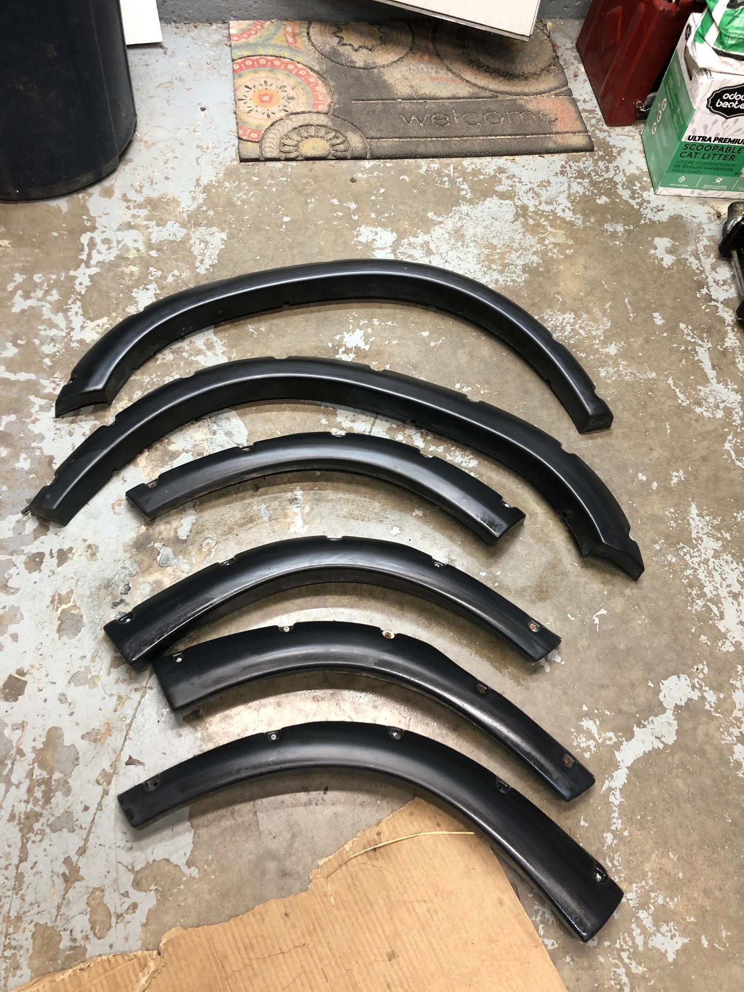 Exterior Body Parts - Fender flares disco 2 - Used - 1999 to 2004 Land Rover Discovery - Kitchener, ON N1R7J7, Canada