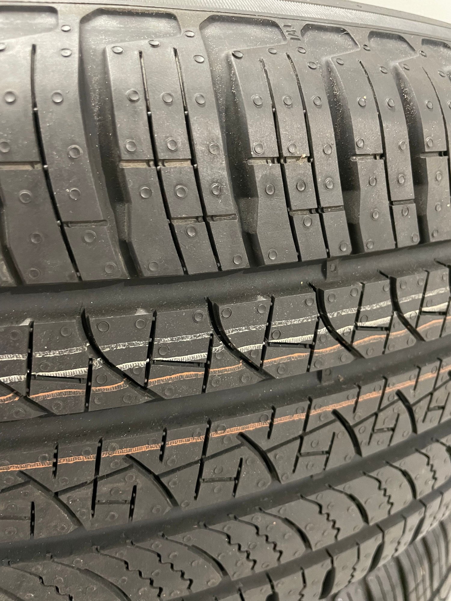 Wheels and Tires/Axles - Defender 20” wheels with tires $2500 - Used - 2020 to 2022 Land Rover Defender - Chatham, NJ 07928, United States